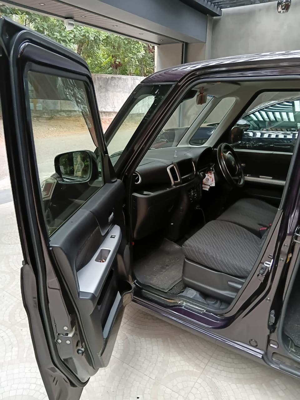 Suzuki Spacia 2019 interior